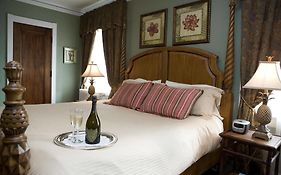 The Belvedere Inn & Restaurant